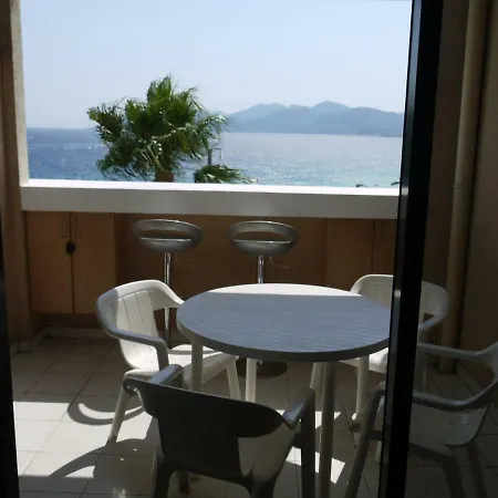 Cannes Appartement Apartmán